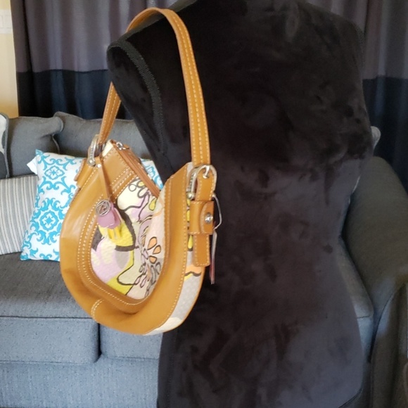 New Relic short straps handbag. - Picture 7 of 8